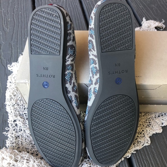 BNIB Grey Spotted Rothy’s 8.5 - Picture 4 of 7